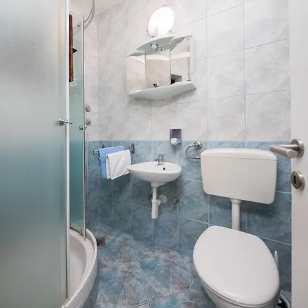 Pavao Apartamento Vrboska