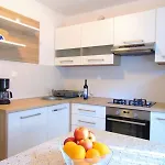 Pavao Apartment *